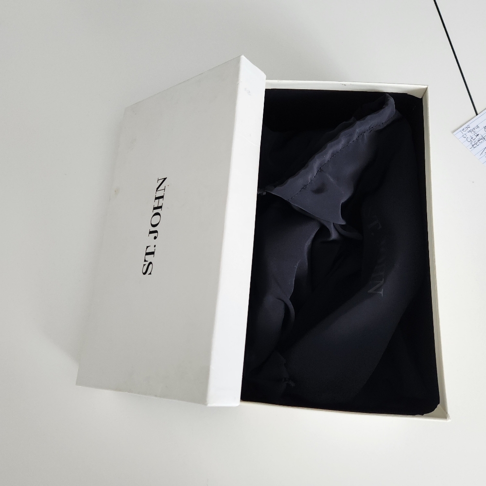 St. John Satin Pointy Toe Heels with Crystals Size 6 - Picture 13 of 13